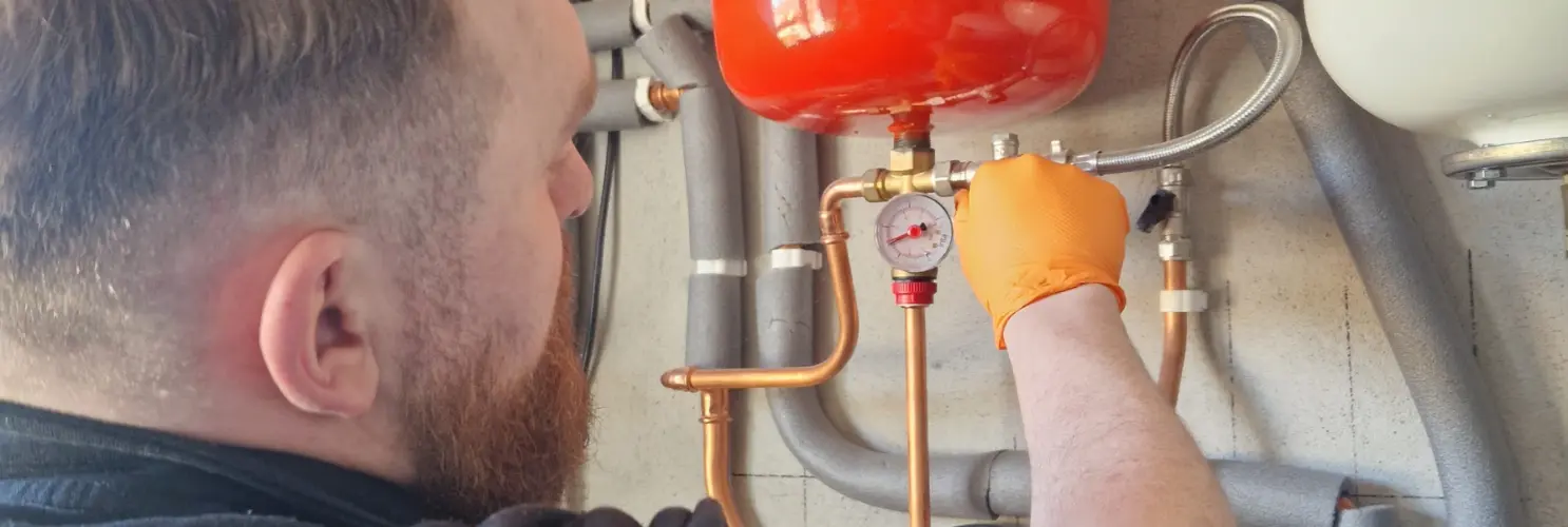 Annual boiler service Belfast — Kelly Heating NI engineer