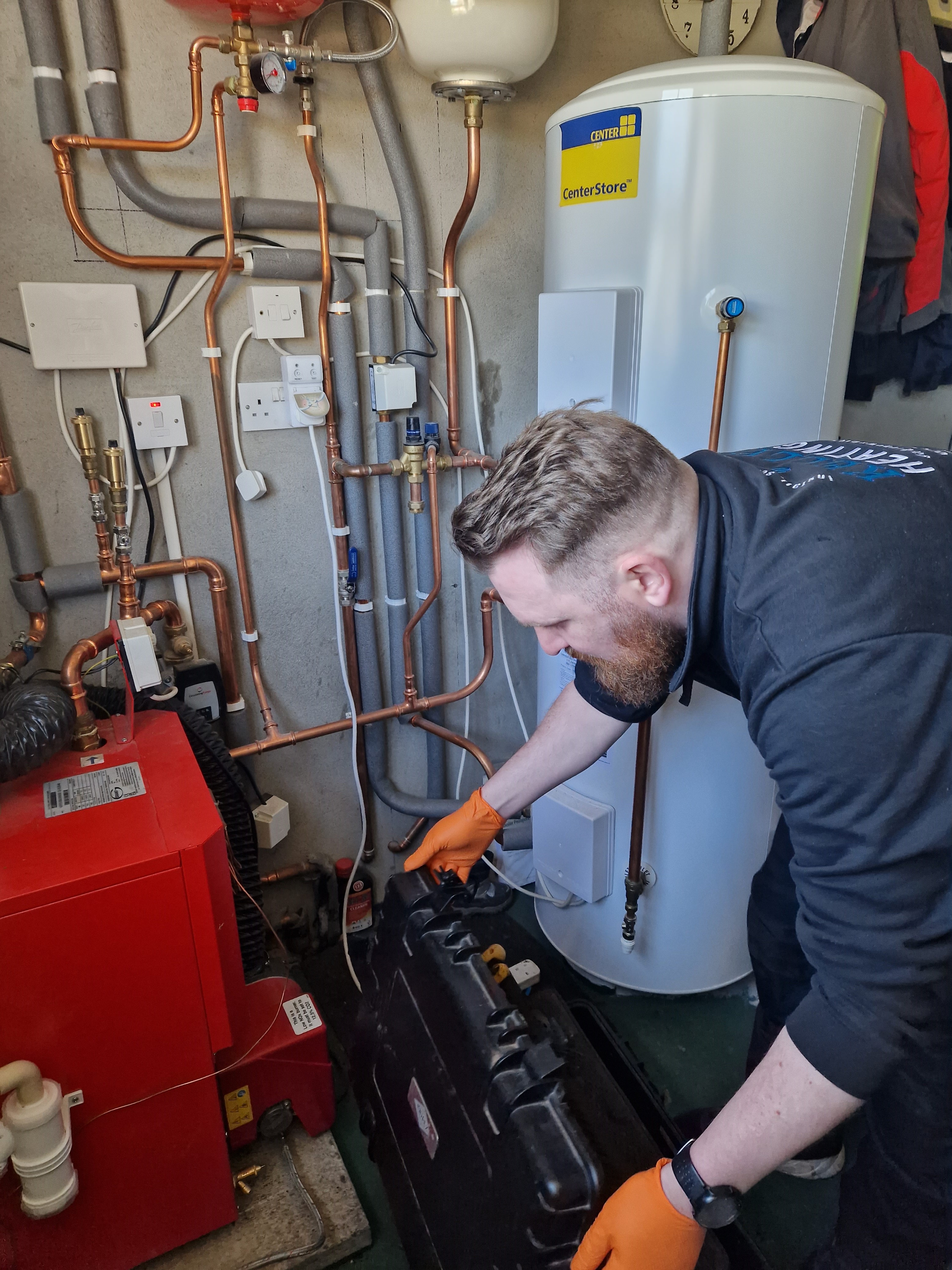 Oil boiler installation with copper pipework and cylinder — Kelly Heating NI, Lisburn district